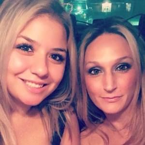 Meet your Posher, Layal