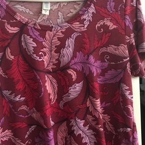 Lularoe Classic Tee