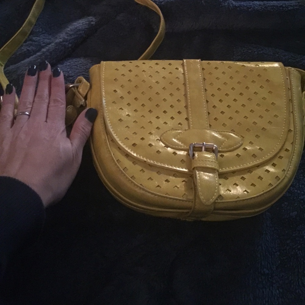 Pretty Yellow fashion purse