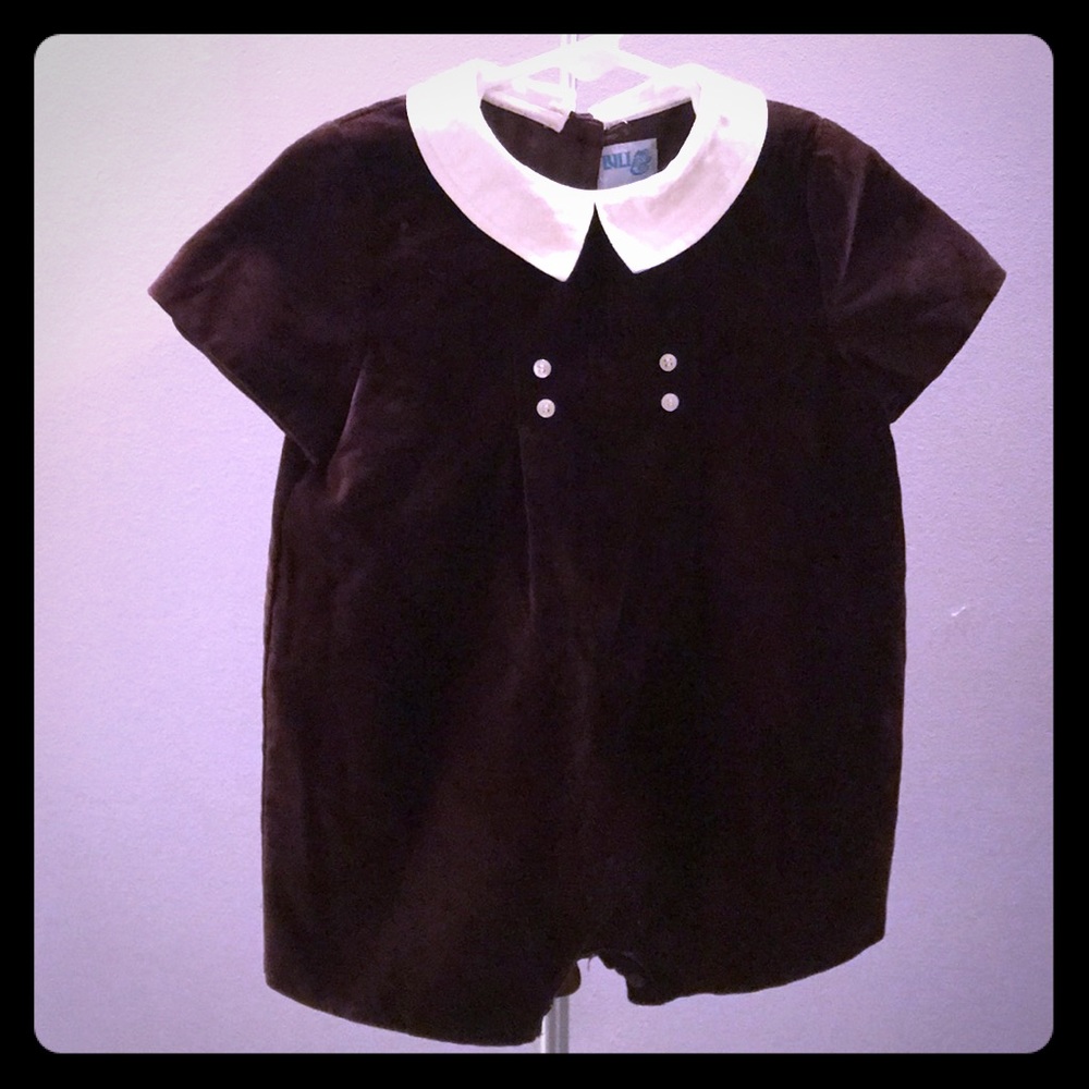 Boys velvet romper ⭐️NEW LISTING⭐️