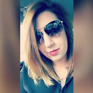 Meet your Posher, Daniela