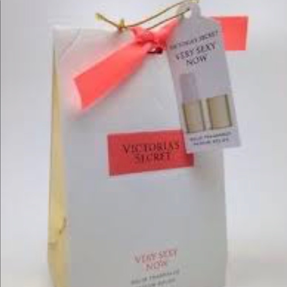 Victoria Secret Very Sexy Now Solid Fragrance .21