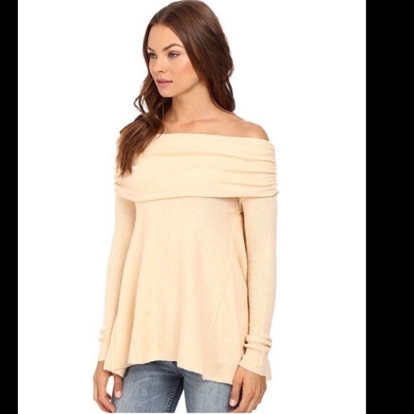 Free People Sweaters - NWOT Free People Off Shoulder Sweater
