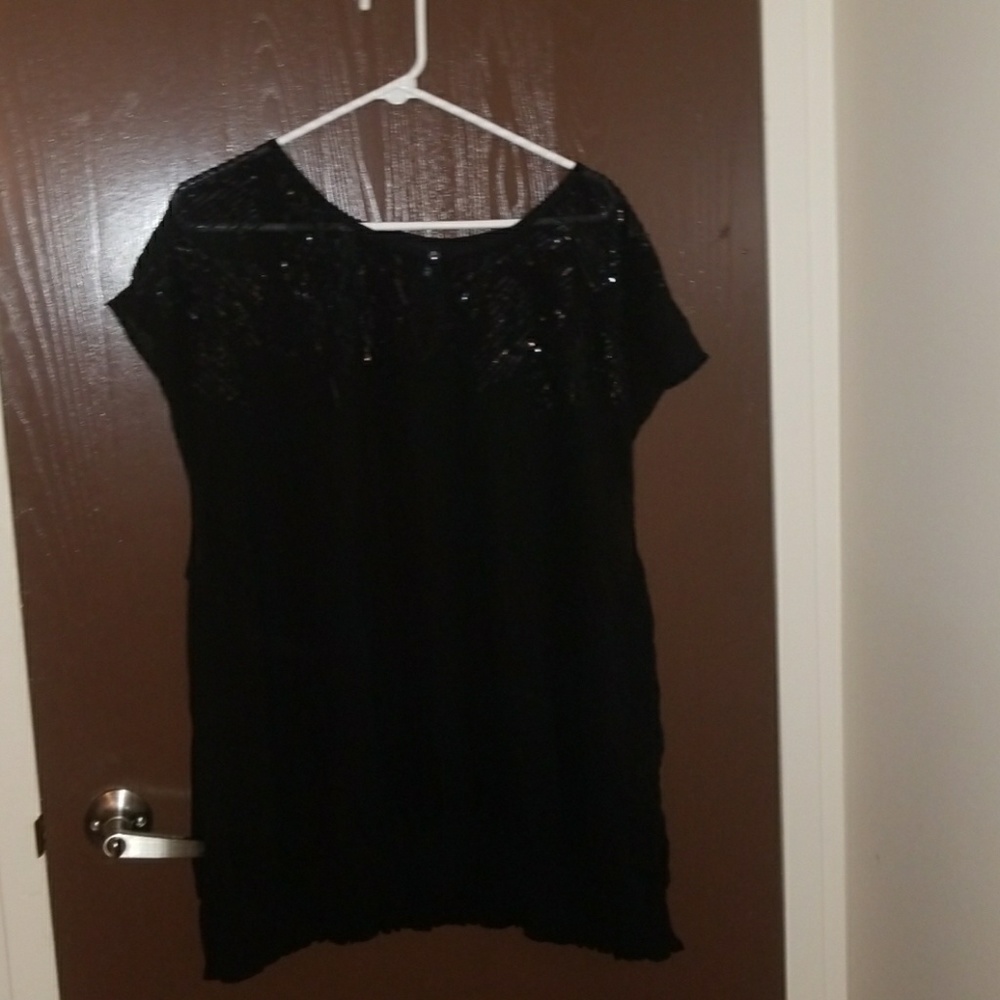 Beautiful LB sheer black sequence top 26/28 NWOT!