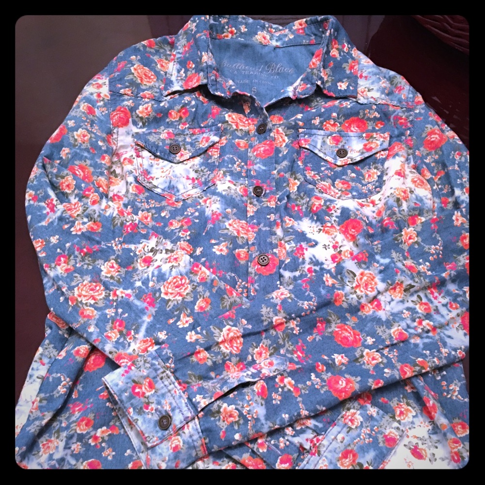 Long sleeve top