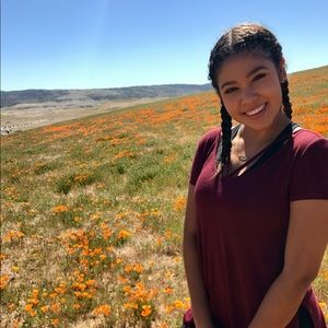 Meet your Posher, Julia