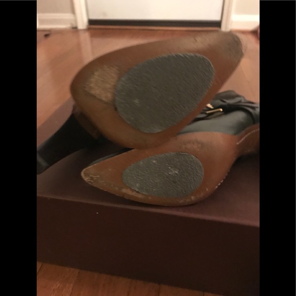 Authenic Louis Vuitton boots - Picture 6 of 8