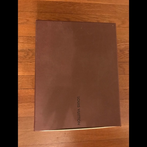 Authenic Louis Vuitton boots - Picture 7 of 8