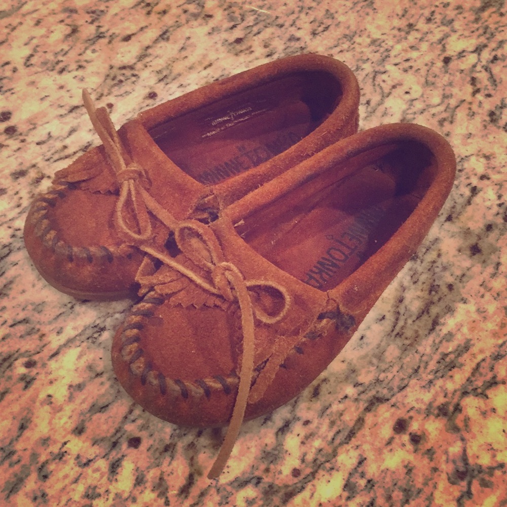 Kids Minnetonka size 8