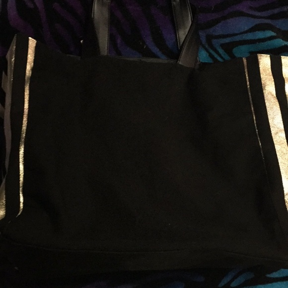 Victoria Secret Bag - Picture 2 of 4