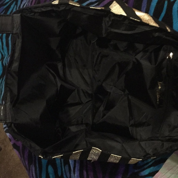 Victoria Secret Bag - Picture 3 of 4