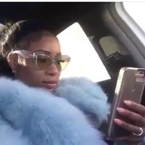 Meet your Posher, Lonny