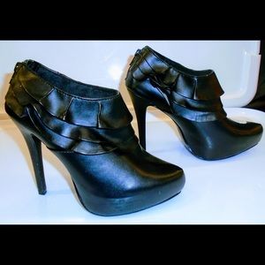 Size 7 High Heeled Ankle Booties with Ruffle Trim