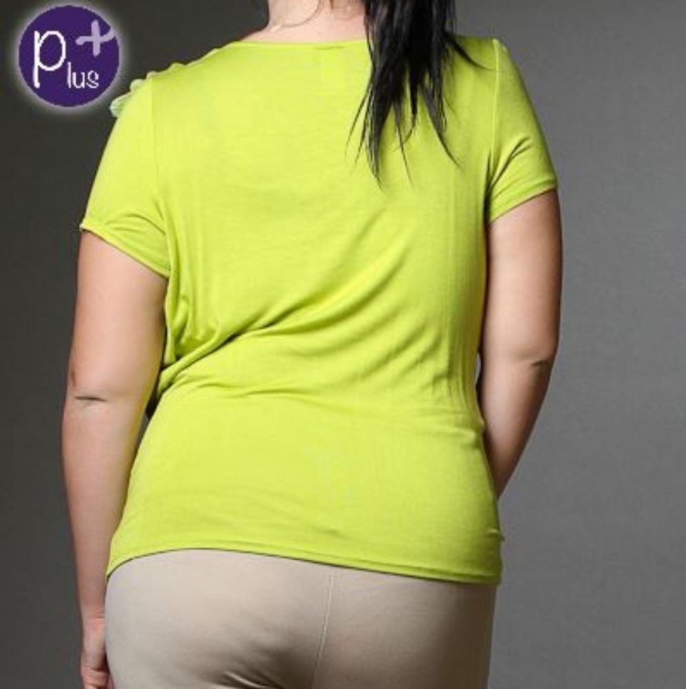 Cute Lime Flowered Plus Top - Picture 3 of 3