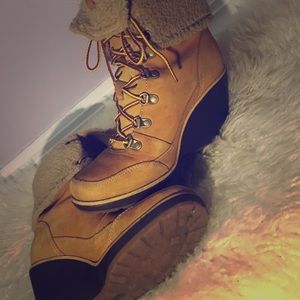 Timberland wedge boots!!