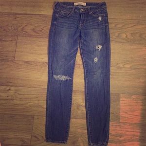Abercrombie & Fitch distressed denim