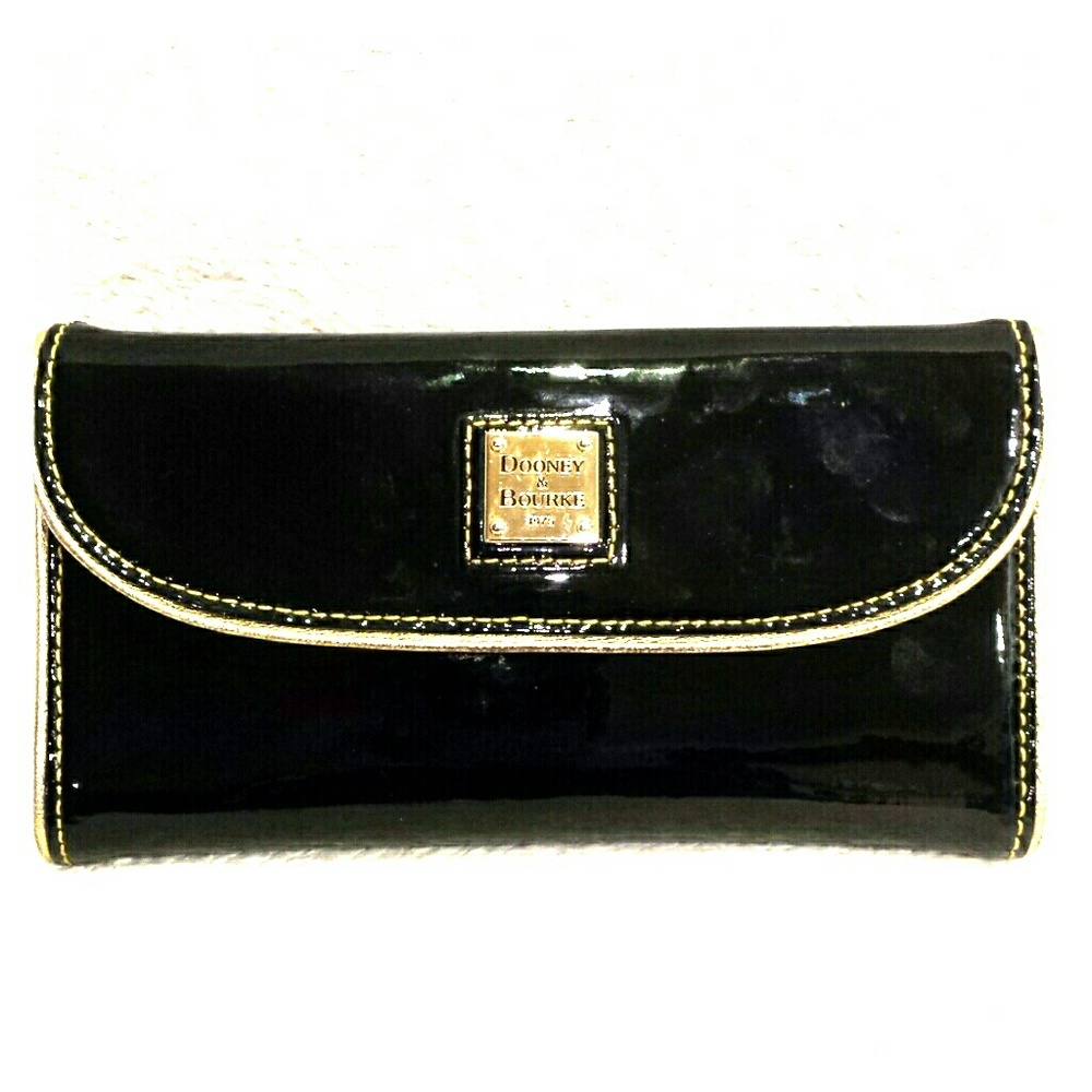 Dooney & Burke patent leather wallet