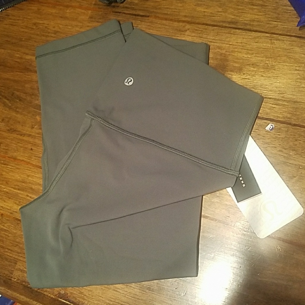 Sold lululemon aligns