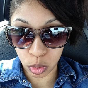 Meet your Posher, Shanece