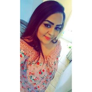 Meet your Posher, Liz