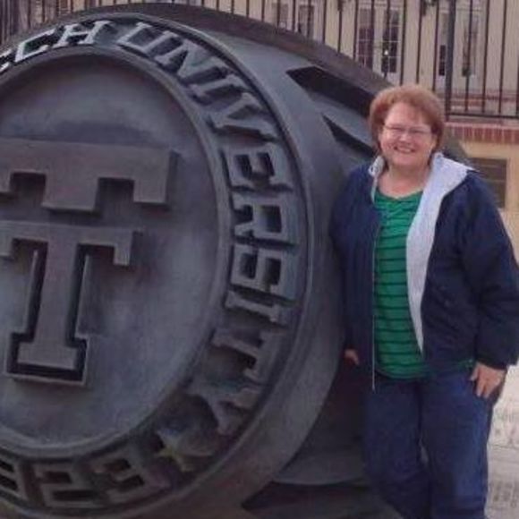 Meet your Posher, Traci - Picture 1 of 1