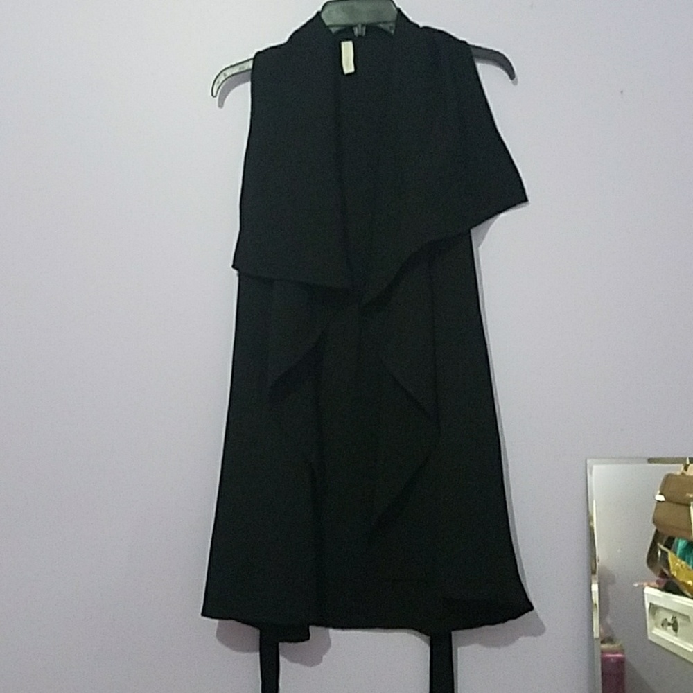 Brand new cardigan vest