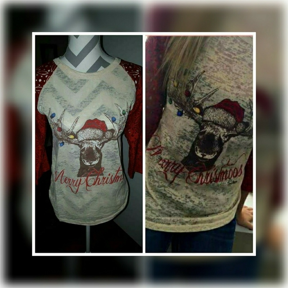 Merry Christmoose Tee with Red Lace Sleeves