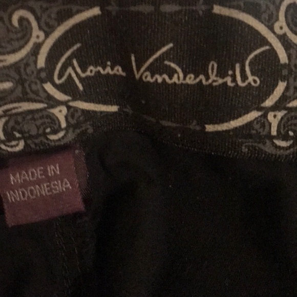 Capres - Picture 6 of 7