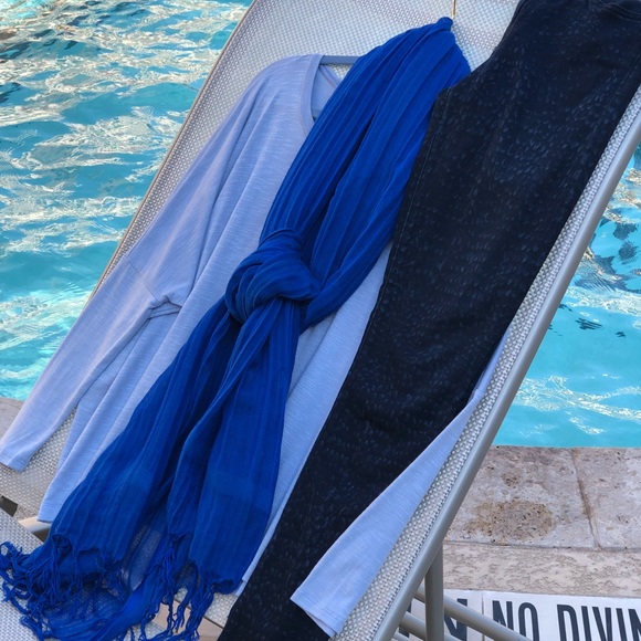 NWT Powder Blue Soft Top - Picture 4 of 7