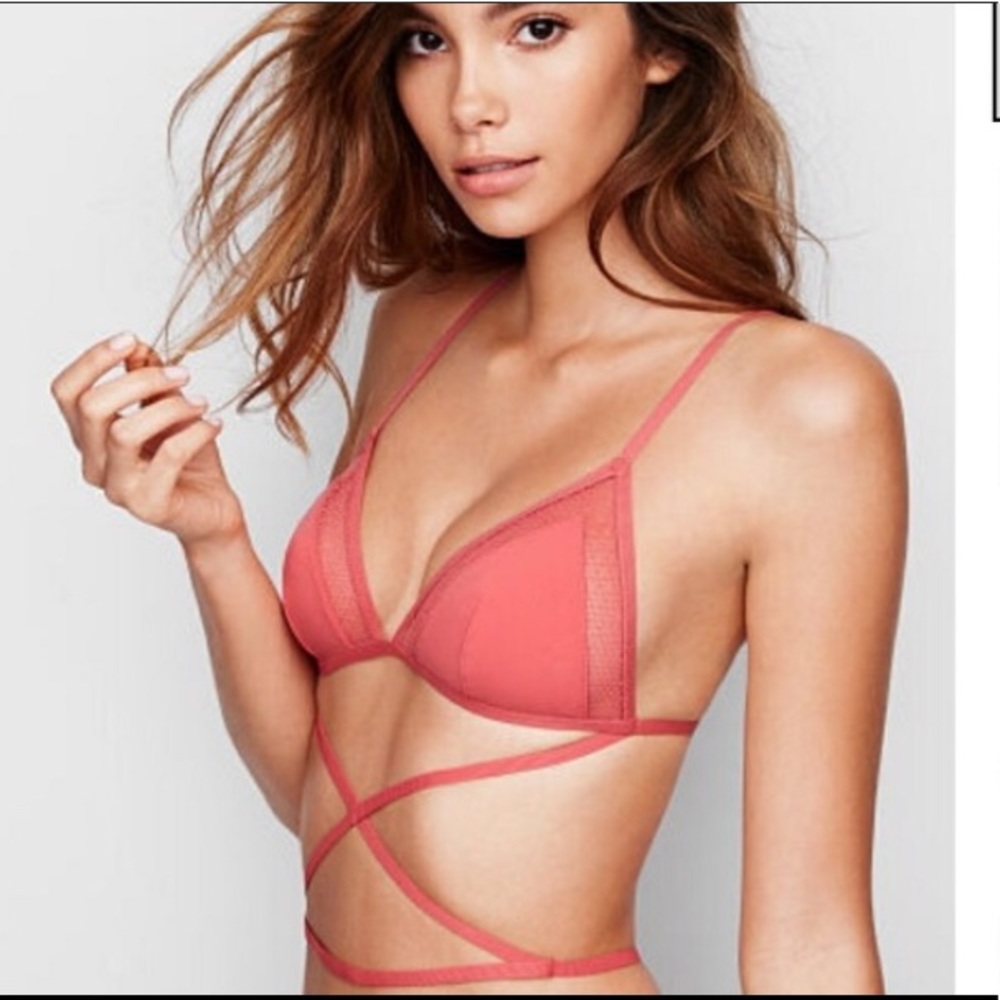 Victoria’s Secret | wrap around bralette
