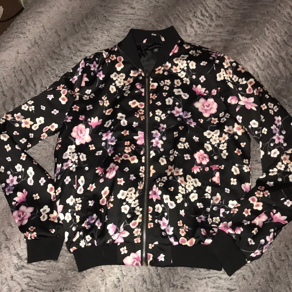 Check it with flowers - Picture 2 of 2