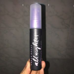 Urban Decay All Nighter Spray 1fl. Oz.