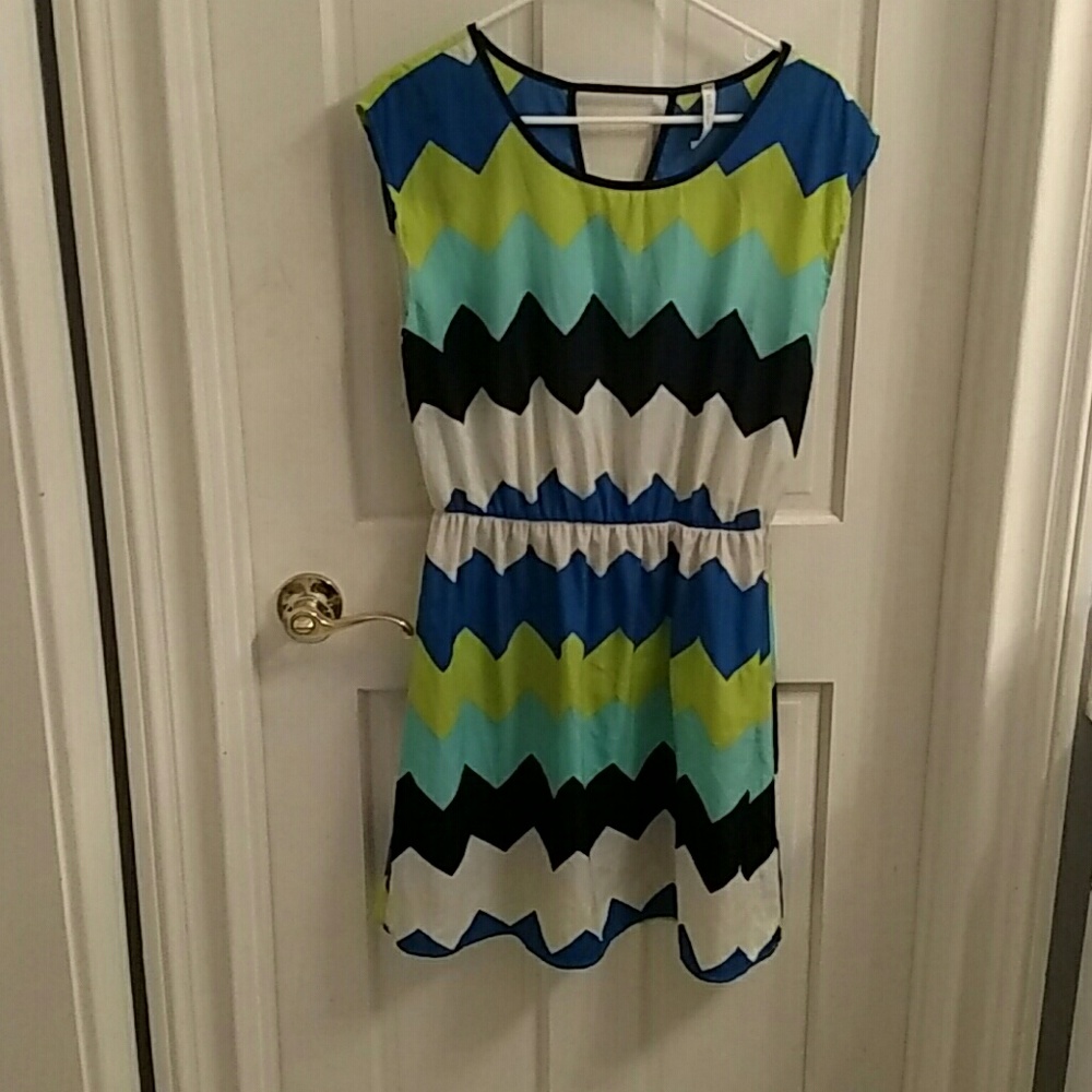 Cute chevron pattern dress