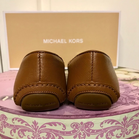 Michael Kors Hampton Brown Moccasin Loafer Flats - Picture 4 of 4