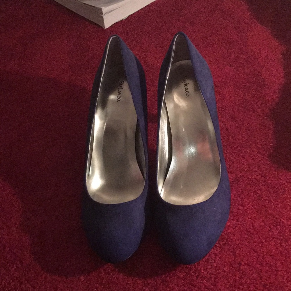 Royal blue heels