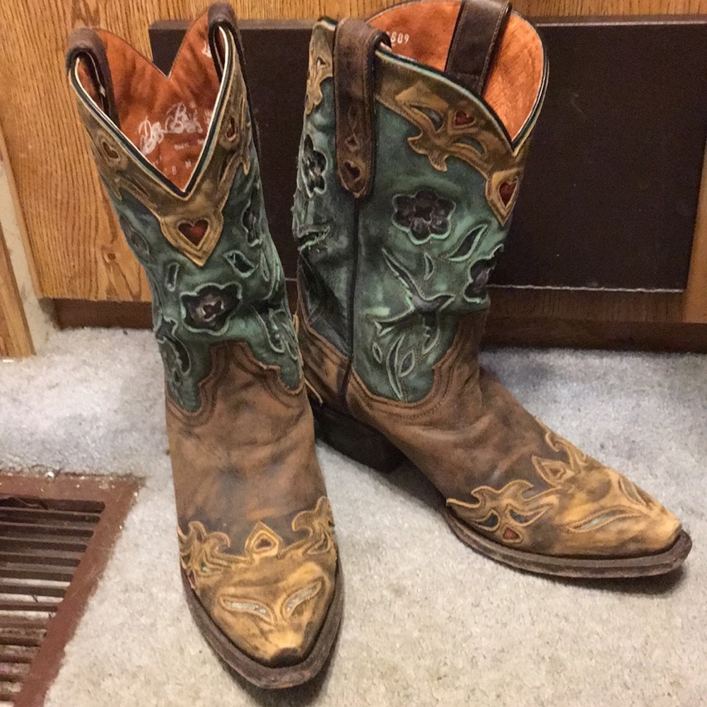Dan post boots