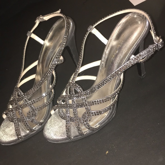 Dark Grey SZ 8 Caparros 👠 - Picture 1 of 5