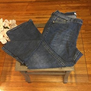 🛍MAKE OFFER- Fashion Bug Flare jeans plus 20WP