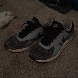 Nike air max zero essentials