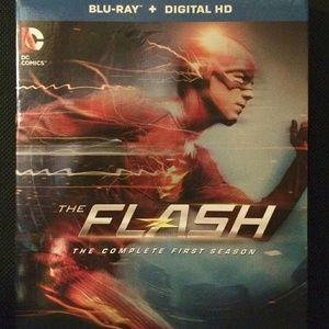 ☇The Flash The Complete First Season Blu-Ray