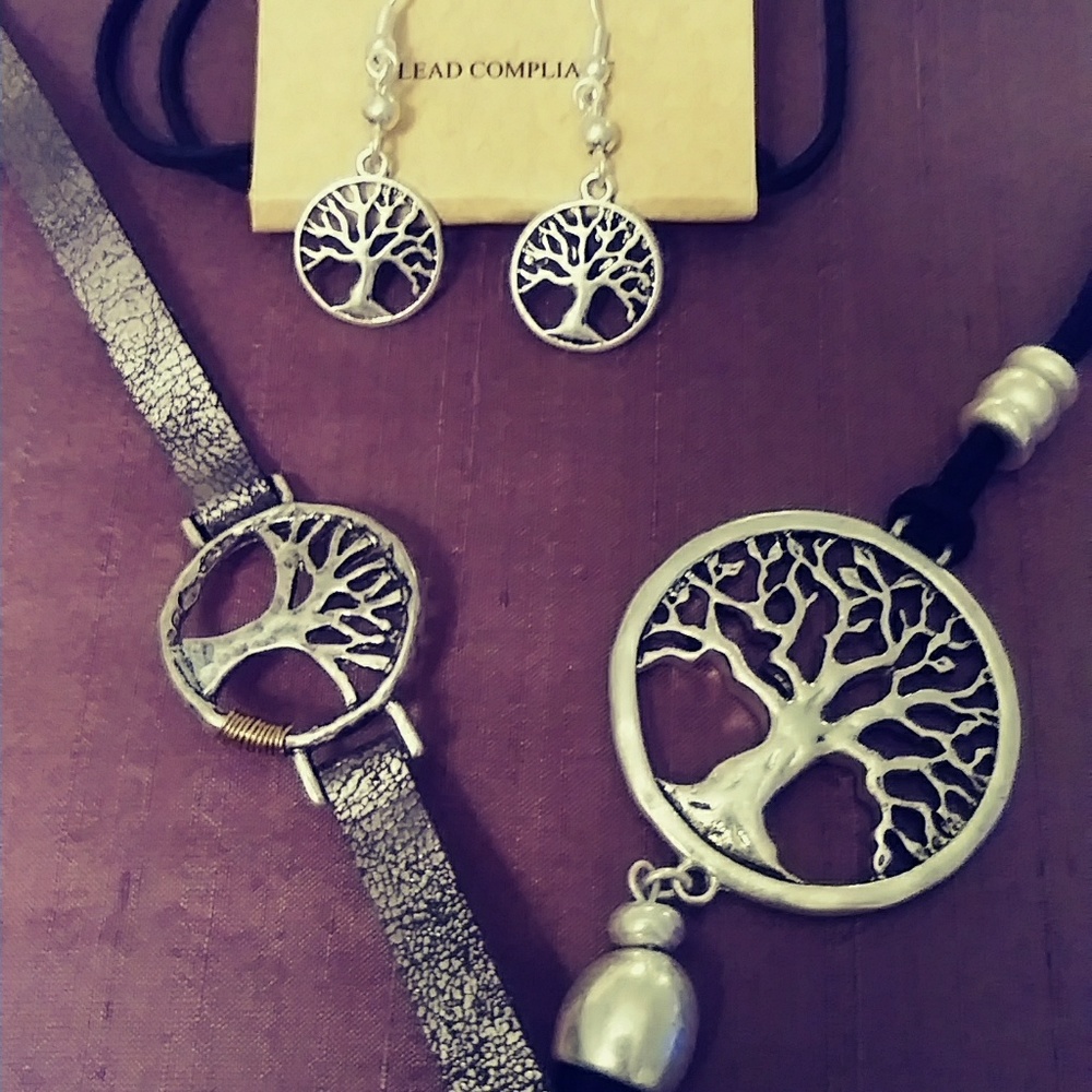 Tree of life jewelry set. Brand new