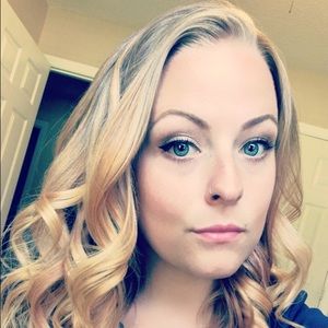 Meet your Posher, Krystal