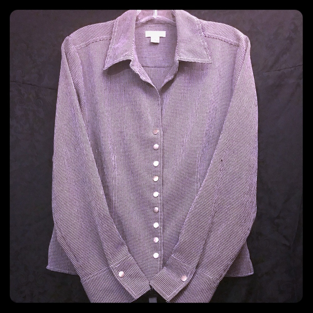 Black and white checkered pattern snap up sz large