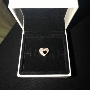 Pandora Rose gold heart ring!