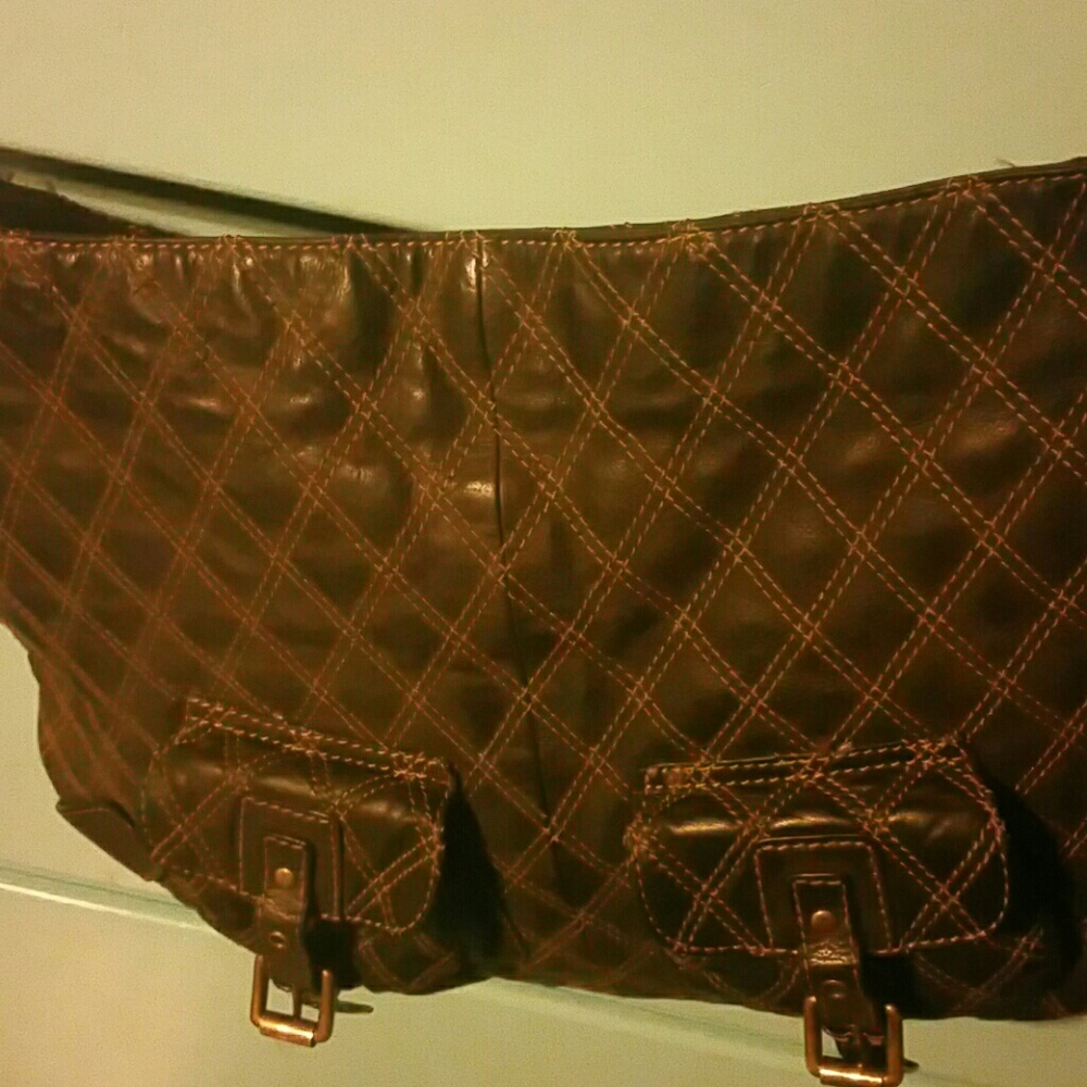 Black shoulder bag