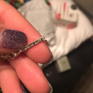 Kendra Scott necklace