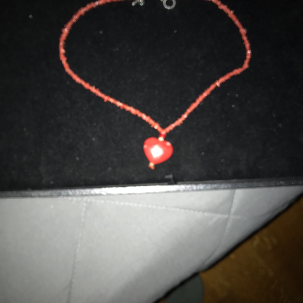 Coral necklace and bracelet