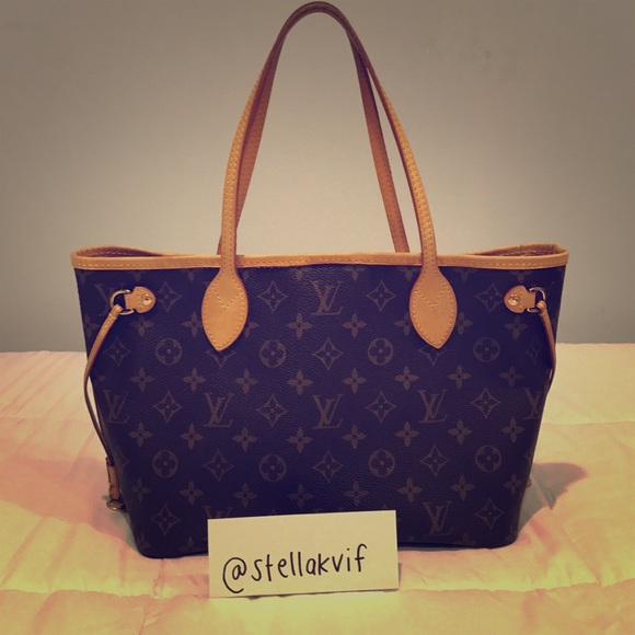 Louis Vuitton Handbags - Louis Vuitton Neverfull PM