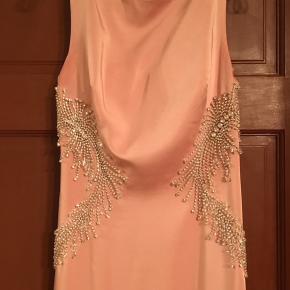 Dave & Johnny Gown 3/4 - Picture 3 of 7