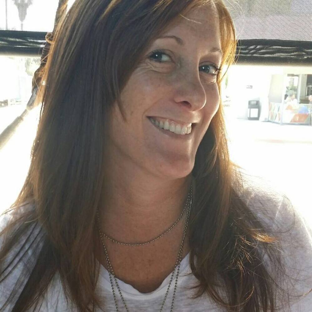 Meet your Posher, Debi